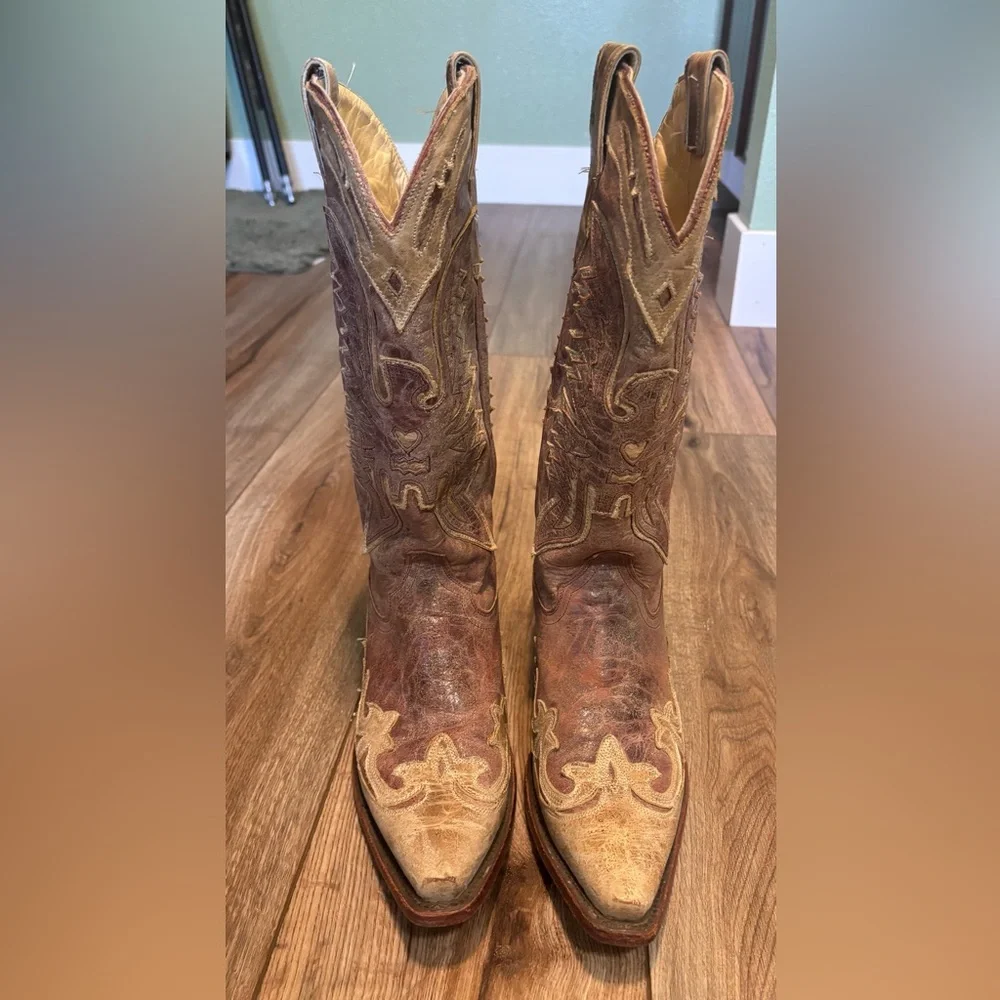 Corral Brown and Cream Heeled Boots - Picture 3 of 4